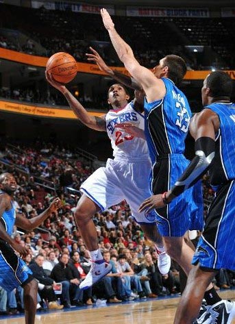 因此拉波爾 因此拉波爾