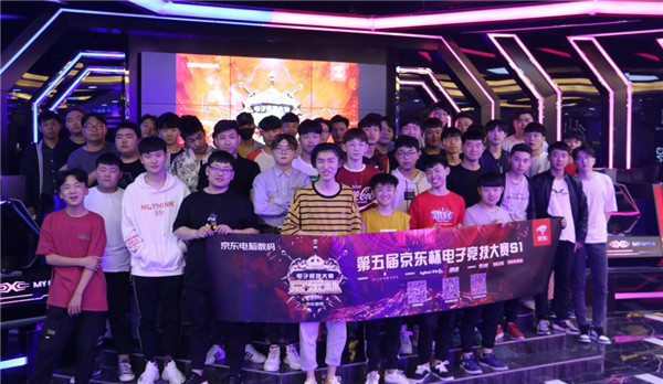 日本队强势 日本队强势